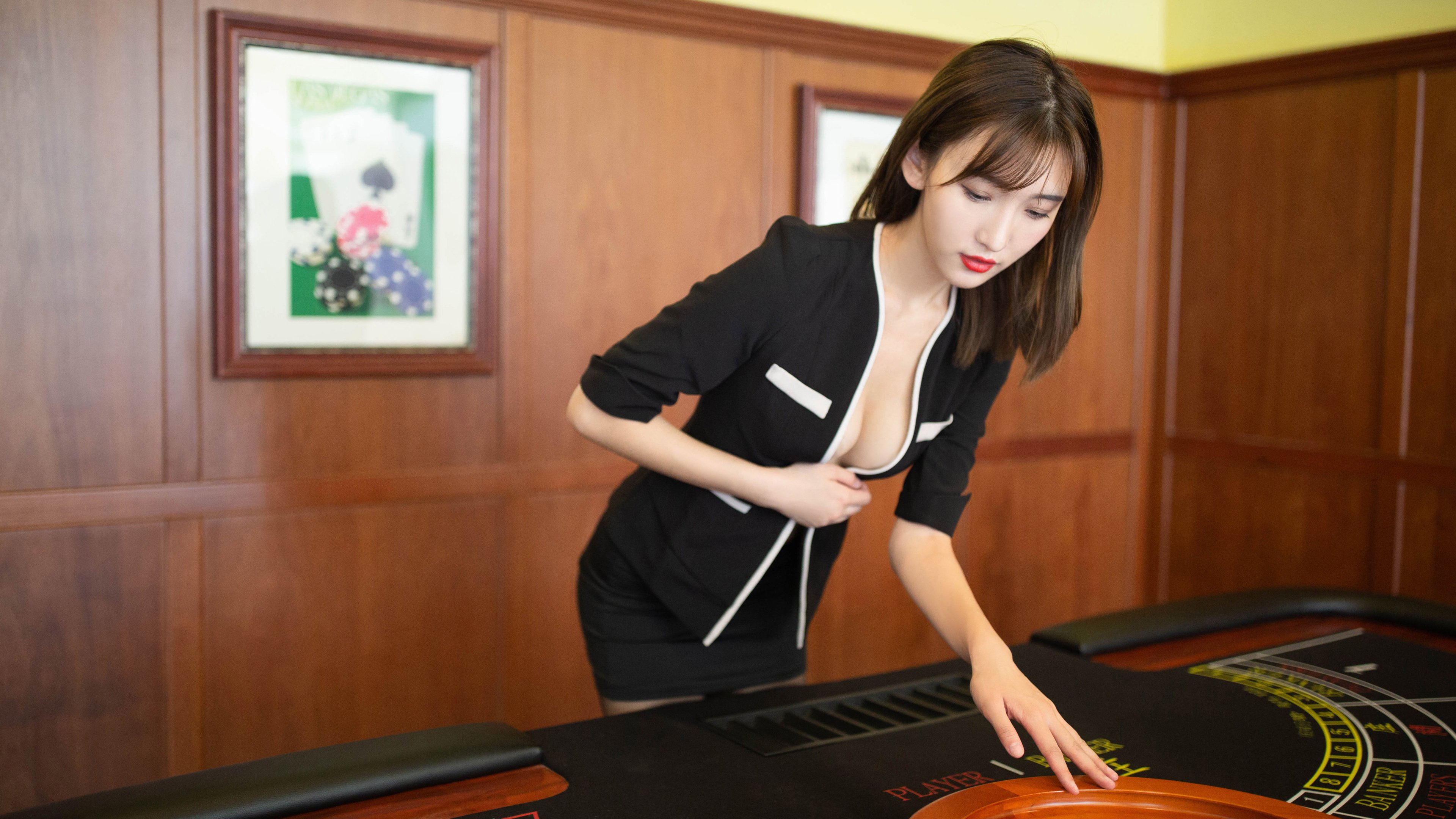 女子泳将再破亚洲纪录,女子游泳破纪录